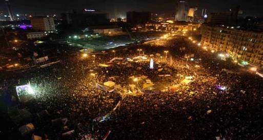 متظاهرون يقررون الدخول في اعتصام مفتوح بميدان التحرير