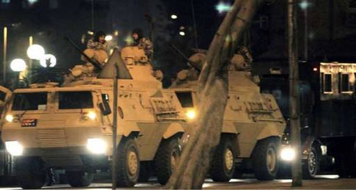 قوات من الحرس الجمهوري تنتشر بمحيط منزل د.مرسي