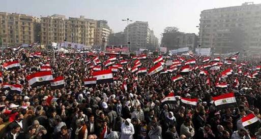 أنباء عن انتشار الحرس الجمهوري بميدان التحرير لتأمين الرئيس