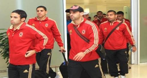 وصول بعثة المنتخب المصري لكرة القدم على طائرة خاصة