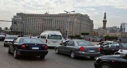 هدوء بميدان التحرير وانتظام المرور عقب إزالة المنصة الرئيسية
