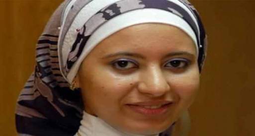 شيماء عادل تعود إلى مصر على طائرة الرئيس