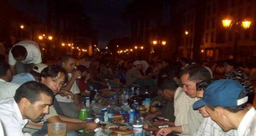 الحركات الثورية تنظم إفطاراً أمام "طرة" للإفراج عن المعتقلين 