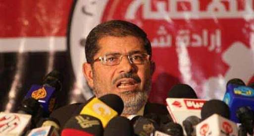 الجبهة الوطنية: مرسي لم يلتزم باختيار شخصية وطنية ائتلافية