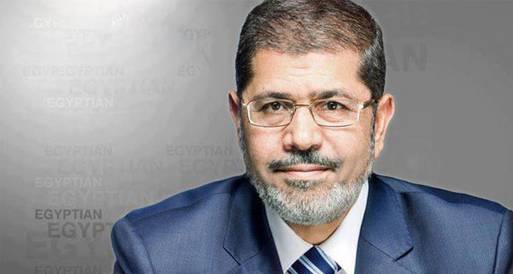 مرسى يؤدي صلاة الجمعة بمسجد سيدي عبد الرحيم القنائي