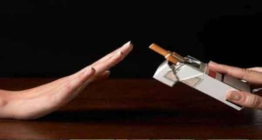 طبيب مصري يدعو المدخنين إلى الصيام عن التبغ