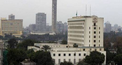 رويترز: رجل سوري يهدد بنسف مقر الجامعة العربية في القاهرة