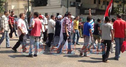 مسيرة من مسجد الفتح لميدان طلعت حرب للإفراج عن المعتقلين