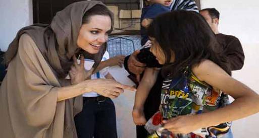 انجلينا جولي: الأوضاع بسوريا تؤدي إلى تزايد عدد اللاجئين 