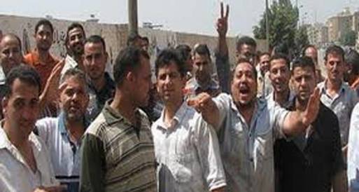 عمال مصنع صقر يتظاهرون للمطالبة بزيادة الأرباح