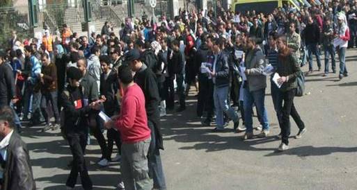 مسيرة لطلاب عين شمس اعتراضا على الانفلات الأمني بالجامعة