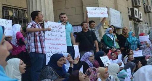 طلاب حلوان يفضون اعتصامهم بعد وعود الجامعة بتنفيذ مطالبهم