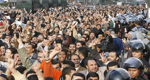 "شباب الثورة" يوزع 50 ألف بيان شعبي استعدادًا لمظاهرات 12 أكتوبر