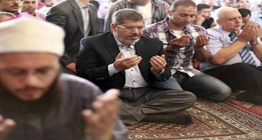 مرسي يتوعد الفاسدين بالبتر إذا رفضوا الإصلاح