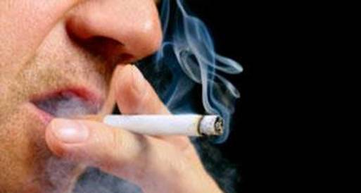 التدخين يمنع السعودي من السفر