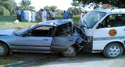 إصابة 4 أشخاص في تصادم سيارتين بوسط سيناء