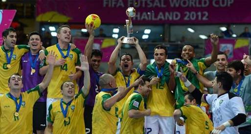 البرازيل تقتنص لقب كأس العالم للصالات من إسبانيا 