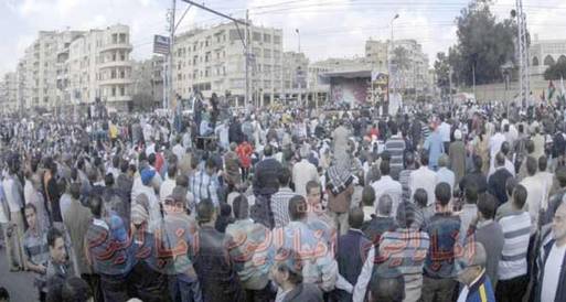 حجازي يصل "الاتحادية" على رأس مسيرة تضم الآلاف