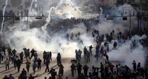 ارتفاع عدد المصابين من الشرطة بأحداث محمد محمود إلى 164 
