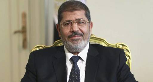 مرسي يبحث مع هيكل الوضع السياسي في مصر