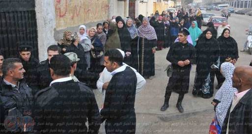 عمليات "القاهرة" تتلقى شكاوى عن تأخر الإداريين والمحافظة تستعين بالمدرسين