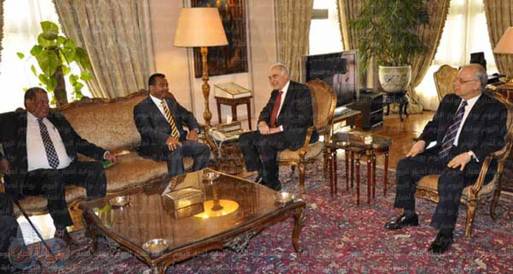 وزير الخارجية:نتطلع لافتتاح الطرق البرية بين مصر والسودان