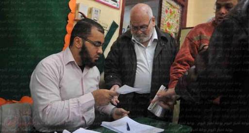 5 أحزاب يطالبون "العليا للانتخابات " بكشوف توزيع القضاة بالاستفتاء