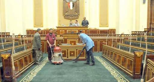 استعدادات مكثفة لتجهيز قاعة مجلس النواب لاستقبال الرئيس مرسي
