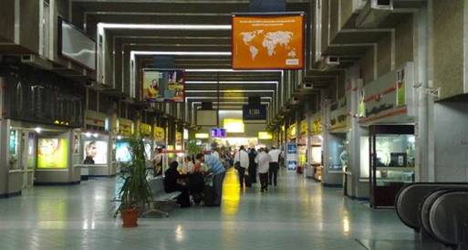 المطار يمنع سفر 10 مصريين وفلسطينيين بتأشيرات مزورة