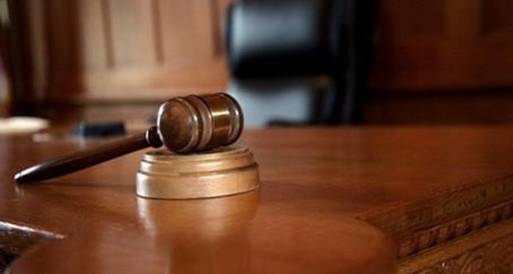 تأجيل محاكمة 5 متهمين بالفساد في قطاع الطيران المدني للأربعاء