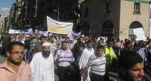 الإسلاميون يشاركون بمليونية ضد العنف بالقاهرة فقط