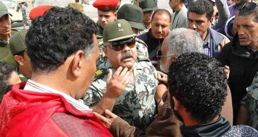قائد الجيش الثاني يلتقي أهالي بورسعيد ويبحث معهم سبل التهدئة 