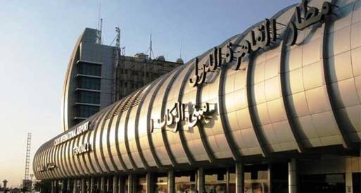 إجراءات أمنية مشددة بمطار القاهرة لنقل 2 طن مفرقعات 