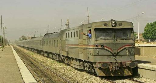 انتظام حركة قطارات السكك الحديدية على خط القاهرة الزقازيق