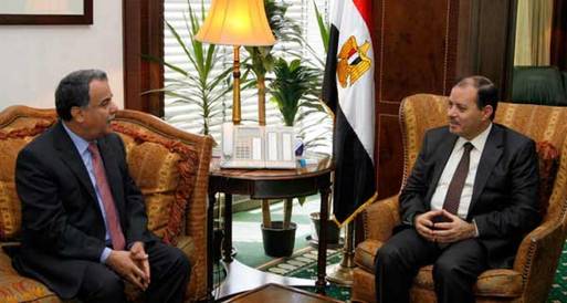 وزير الإعلام يلتقي أمين مجلس الوحدة الاقتصادية العربية