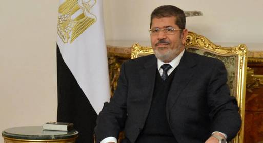 مرسي يصل القاهرة قادمًا من الخرطوم