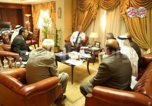 وزير الشباب يلتقى محافظ شمال سيناء ووفد من أهل المحافظة