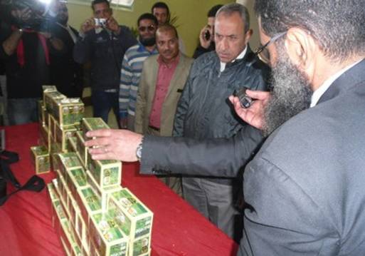 أيمن أبو حديد وزير الزراعة يفتتح مصنع " البوليمر "