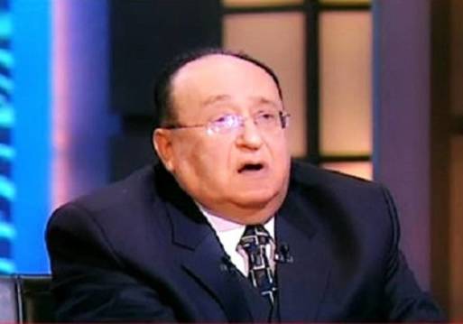 نائب رئيس جامعة القاهرة السابق د . حامد طاهر