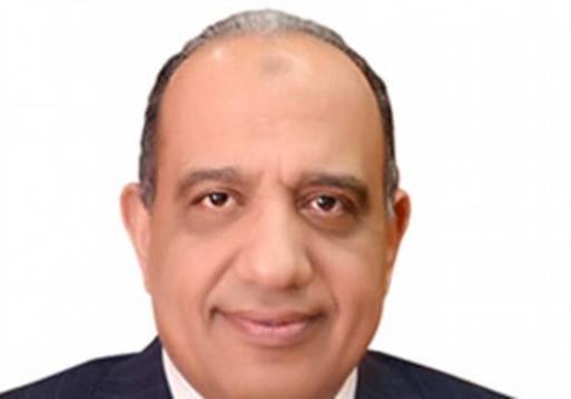  محمود عصمت رئيس الشركة القابضة للمطارات