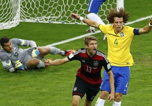 صورة من رويترز- مباراة ألمانيا والبرازيل