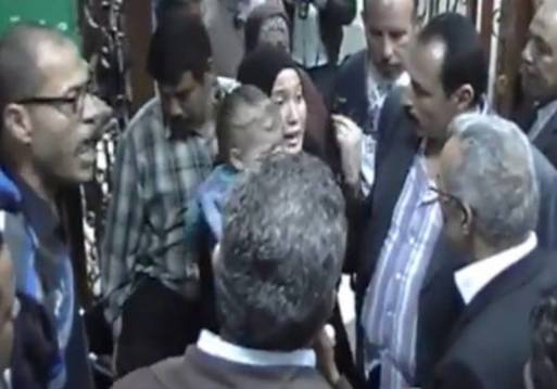 مفاجأة قاسية كانت فى أنتظار محافظ شمال سيناء ومدير الامن داخل مستشفى العريش 