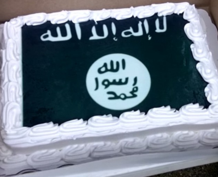 كعكة على شكل راية تنظيم داعش