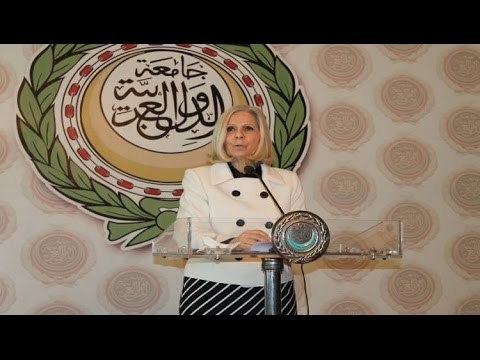 باسم يوسف فى حفل "إيمى": أنا عربى مسلم.. والضحك يكسب الشر 