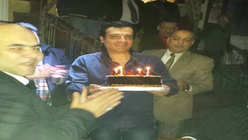أصدقاء «إيهاب توفيق» يحتفلون بعيد ميلاده