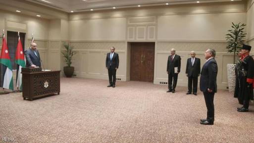 وزير الداخلية الجديد مازن القاضي يؤدي اليمين أمام العاهل الأردني الملك عبدالله الثاني