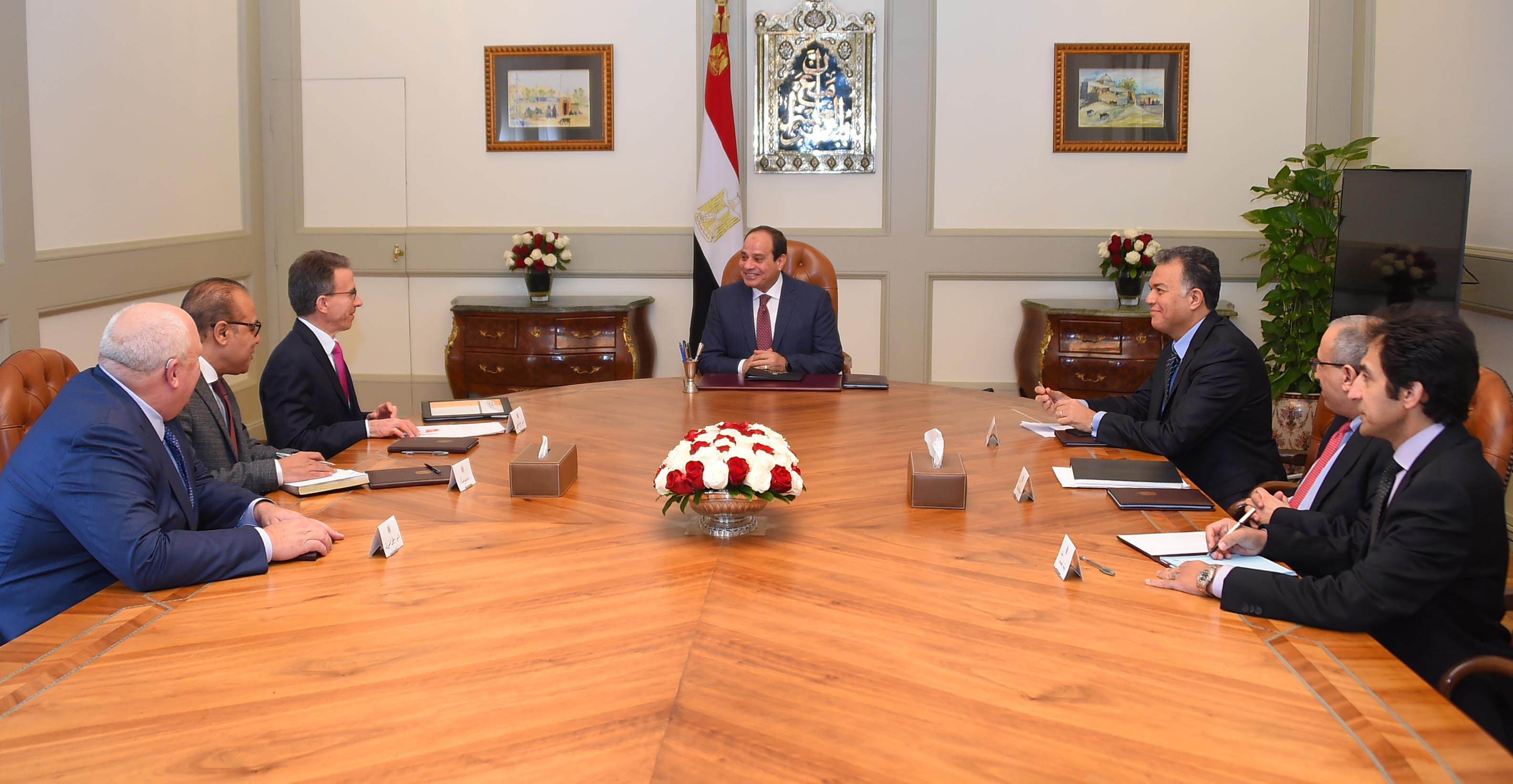   السيسي : مصر منفتحة للتعاون مع جميع الشركات العالمية 