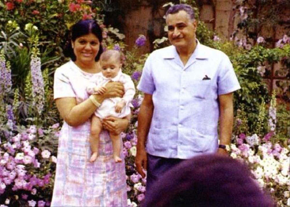 جمال عبدالناصر وزوجته