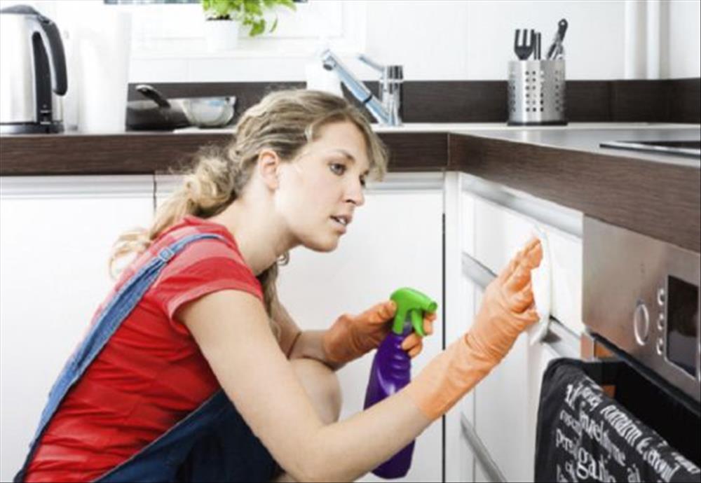 طرق طبيعية لتنظيف المطبخ