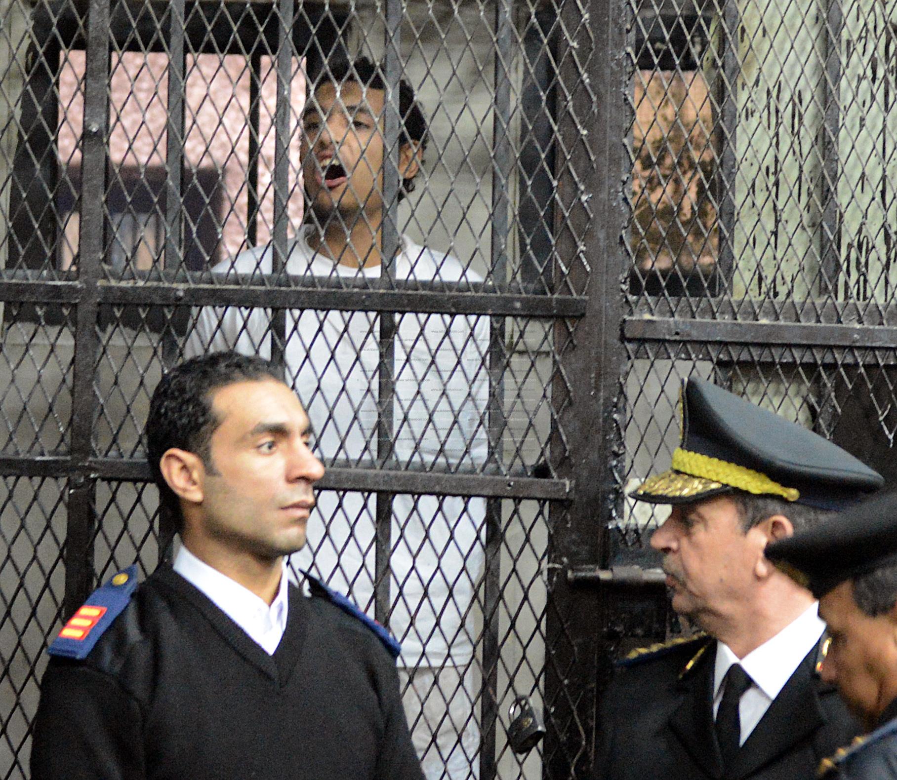 قاتل كاهن المرج خلال جلسة الحكم عليه اليوم - تصوير حسن يوسف 